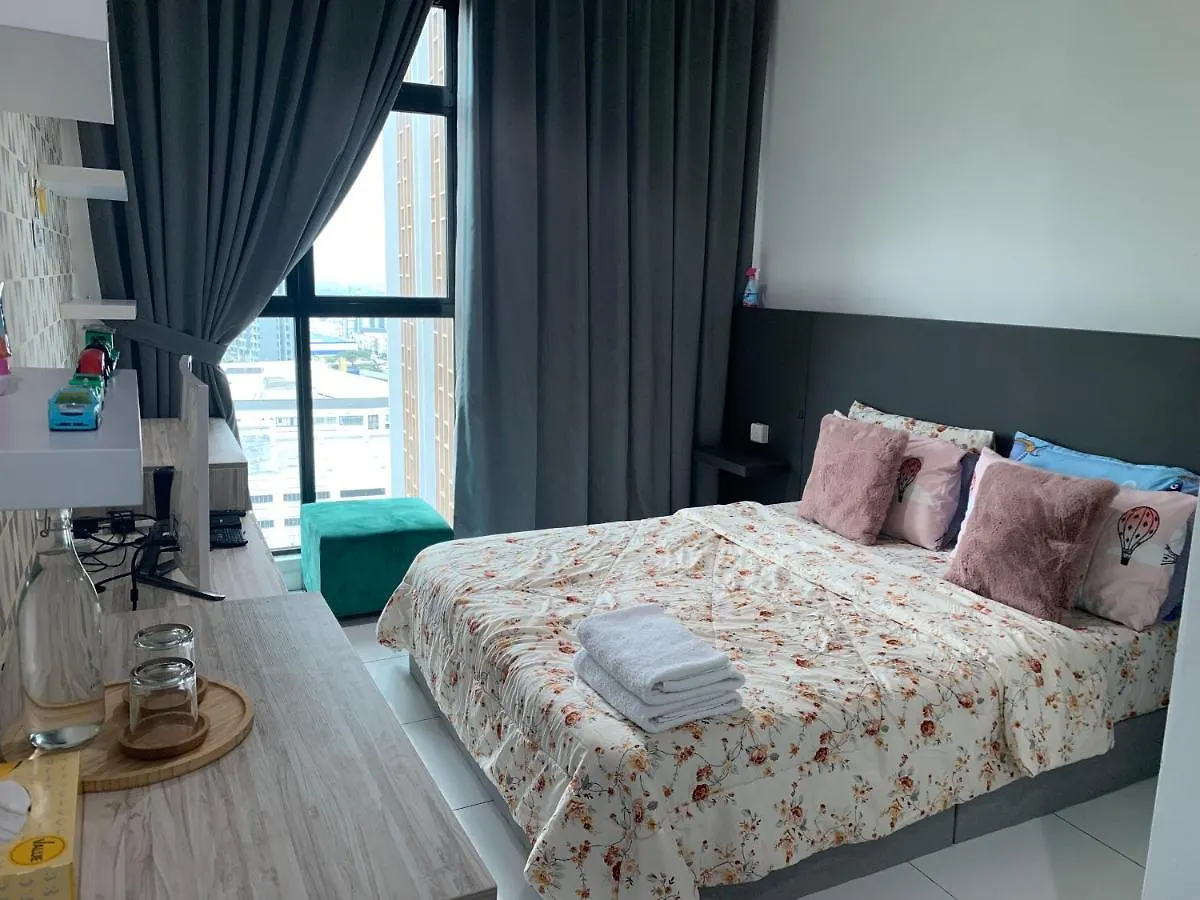 Ariana Roomstay @ Skyloft location